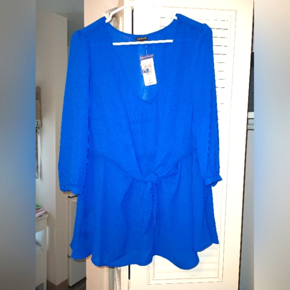 Torrid Royal Blue V-Neck Tie Front Peplum Blouse (Size 1 / 14-16)